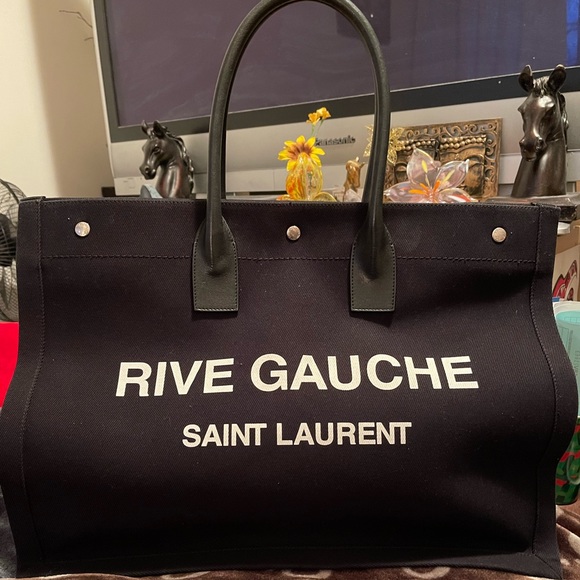 Yves Saint Laurent Handbags - Noe Saint Laurent Large Tote bag